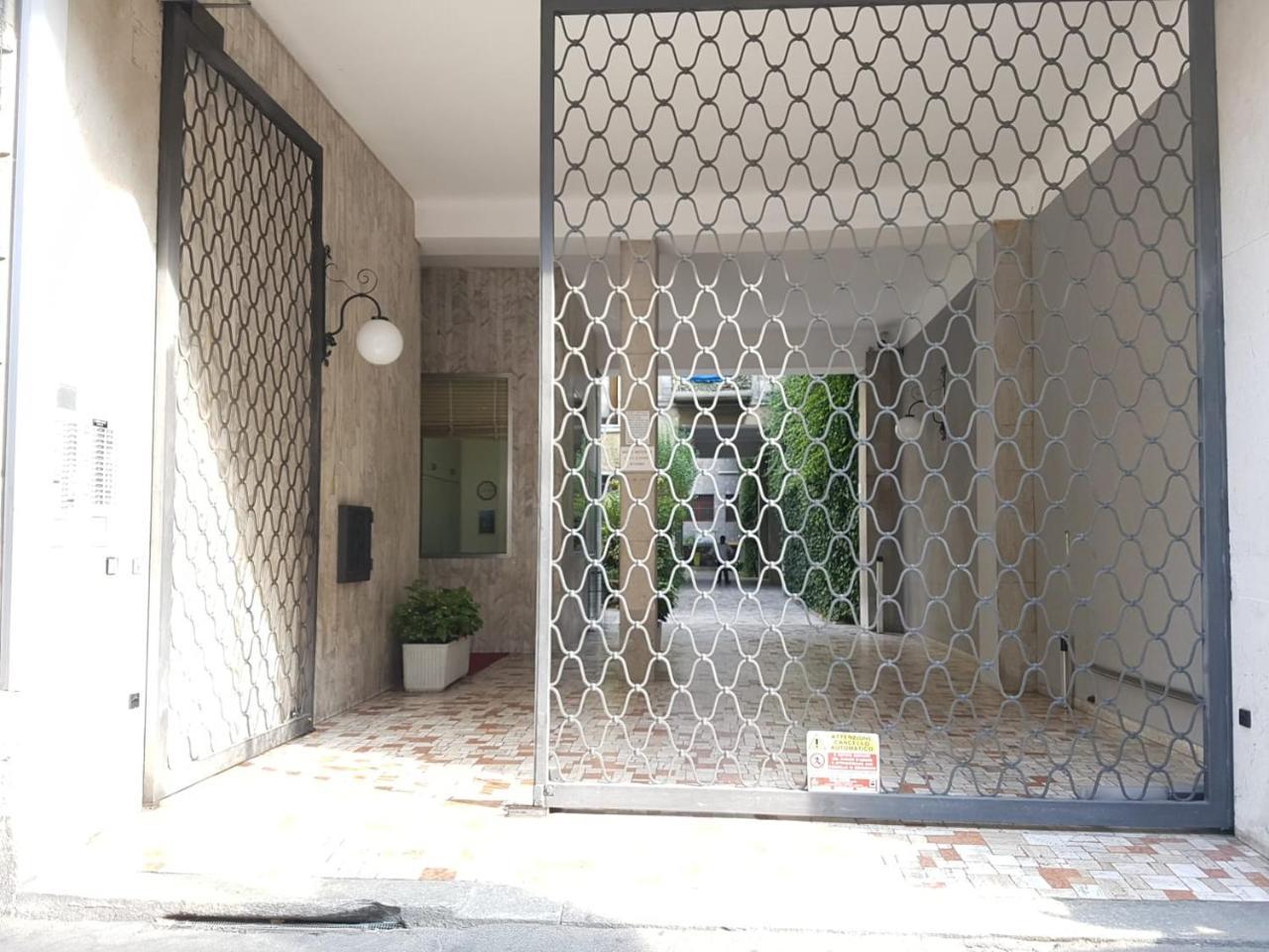 Warrest - Short Rent Apartments Milan Exterior photo