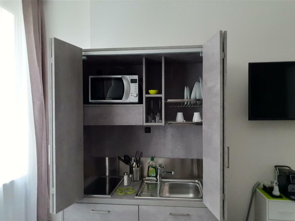 Warrest - Short Rent Apartments Milan Exterior photo